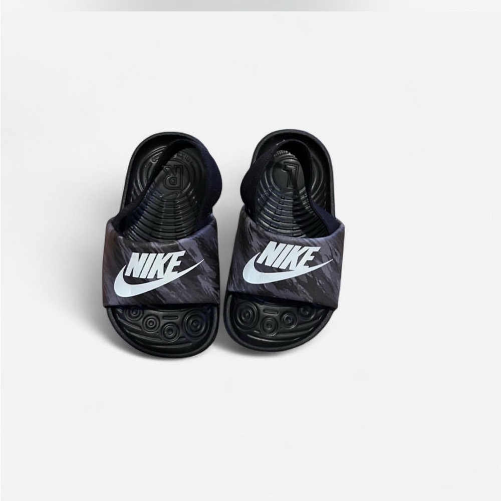 Nike Toddler Black/Grey/White Slide Sandals